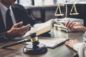 working with a lawyer for your car accident settlement